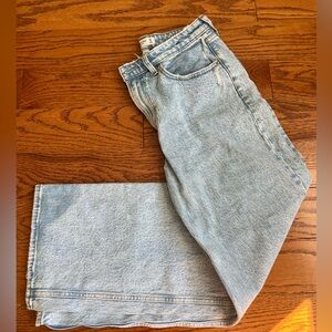 Abercrombie & Fitch High Rise Light Blue Jeans